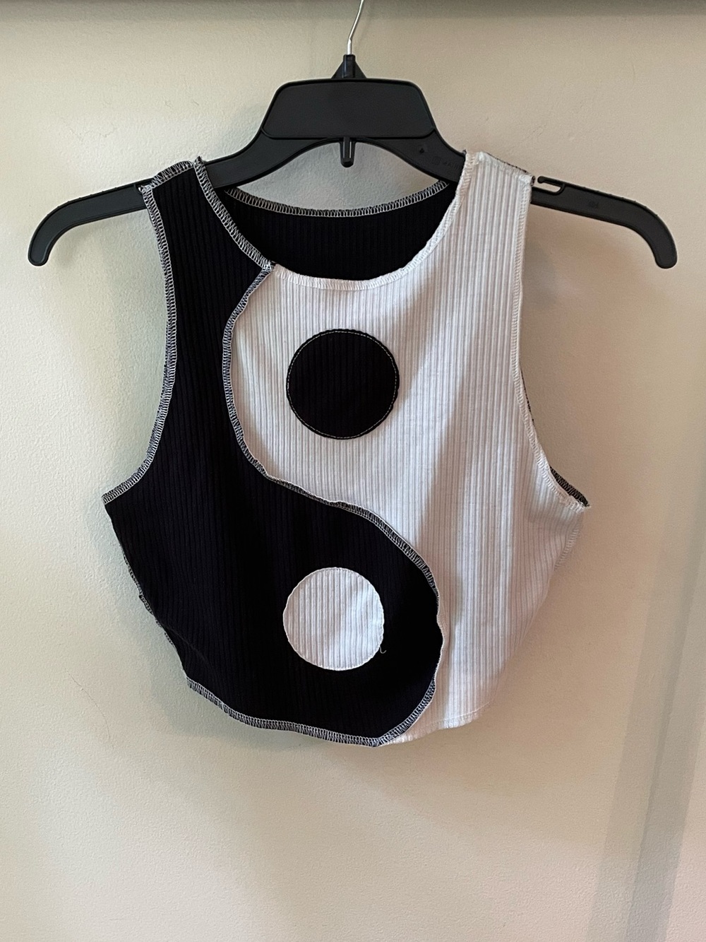 Yin and Yang Ribbed Crop Tank Top with Contrasting Reverse Seam